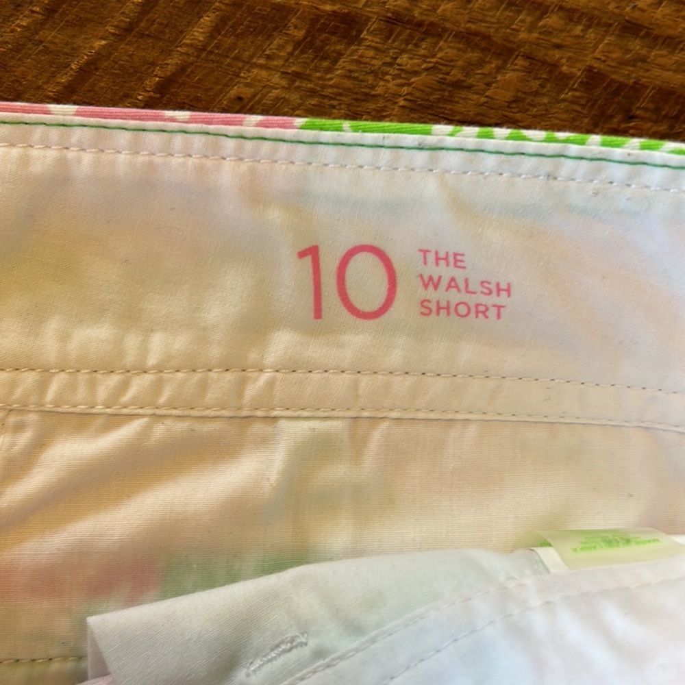 Lilly Pulitzer The Walsh Shorts - Picture 3 of 4